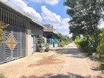 bán đất ấp tân hiệp 1, diện tích 10x23m2, sổ thổ cư 80m2. giá bán 2tỷ550 triệu đồng