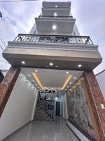 5,x tỷ nhà 4 tầng 50m, đông mỹ , thanh trì