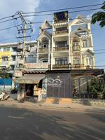 bán nhà mặt phố tại bình đông 3 lầu siêu phẩm view sông