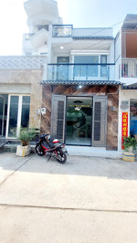 nhà mới ở ngay hẻm 8m thông đường hương lộ 2 giáp tân phú 5.25 tỷ