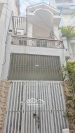 sân trước nhà rộng - 3 tầng - 54m2 - 20m ra hẻm xh nở hậu - 6,x tỷ