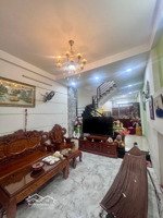 hơn 80tr/m2 - nhà 3 tầng - 101m2 - xe hơi đỗ cổng - ngay chợ thạch đà - gò vấp