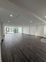 tòa văn phòng 11 tầng lê đức thọ - phân lô vỉa hè - dòng tiền 2.5 tỷ/năm - nha 2 thoáng