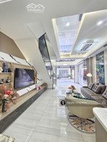 bán nhà đúc 3 tấm hoàn công, sân ô tô, full nội thất, gần kcn visip1 1,5km, p.an phú, tp.thuận an