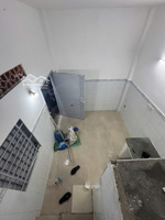 phòng trọ mới sơn mới tinh nguyễn văn khối p8 4x4m 1 lầu suốt