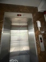 lạc long quân oto tránh - ngõ thông- thang máy - lô góc.dt 60m2 mt 5m, 6 tầng.