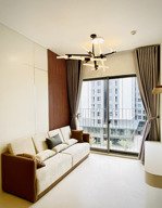 bán căn 59m2 full nội thất thiết kế đẹp + view hồ bơi + giá 2.850 tỷ (102%) sổ hồng sẵn