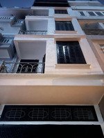 bán nhà cầu giấy, phân lô oto tránh, 50m2,5 tầng, 4,5m mặt tiền, giá 22,5 tỷ