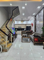 hiếm có! nhà phố hoàng cầu, gần ga metro, hồ đống đa, 3 phút lên ô tô, vị trí hiếm nhà bán