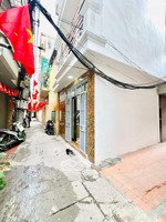 nhỉnh 6 tỷ có nhà lô góc 5 tầng 3 ngủ mặt ngõ rộng thông ô