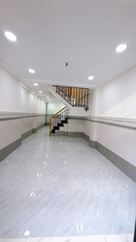 bán nhà hẻm 243 hoàng diệu 4 phòng ngủ quận 4