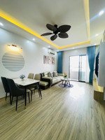 gia đình cần bán gấp cc 3pn, 2wc, 70m2 tại tam trinh, sdcc, full nội thất cao cấp.