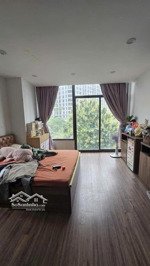 đi bộ ra royal city ngay sát ngã tư sở - 2 oto tránh lô góc đẹp thoáng kinh doanh thuận lợi dân xây