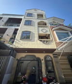 bán gấp toà căn hộ dòng tiền doanh thu 50tr, huy cận hải châu, diện tích 70m - 5 tầng - ngang 5m.