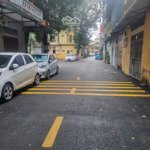 nhà tập thể pin văn điển. trung tâm thanh trì. dt 30mx6 tầng