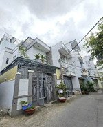 bán nhà 50m2 hẻm phạm hữu lầu phường phú mỹ quận 7