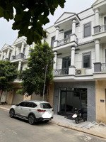 bán nhà phố lk 60m2 phường tân hiệp nam tân uyên 3,1 tỷ