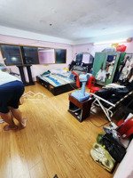 bán nhà quận 5 ô tô vào nhà 75m2 4 tầng ngang 4m sát mt hẻm kd trần nhân tôn