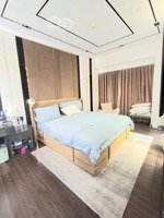 cho thuê căn hộ 95m2 thiết kế 2pn 2wc full nội thất cao cấp như hình lh 