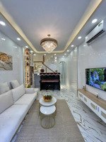(new) nhà đẹp 3 tầng cách mạng tháng tám tân bình ngay metro, (38m2) ngang 3.5m nội thất sang trọng