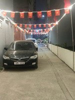 bán nhà dân xây độc lập lô góc ngõ oto đỗ cửa tại đằng lâm 3 tầng