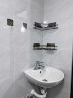 chính chủ cho thuê phòng 17m2, đường trần khát trân, hà nội