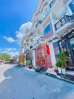 nhà mới đẹp 3 tầng - 4pn - dt 55m2- hẻm xe hơi - an dương vương q8 - chỉ nhỉnh 6 tỷ