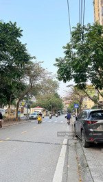 bán nhà ngọc lâm long biên 60m2, phù hợp mở trung tâm tiếng anh, giá 26.8 tỷ