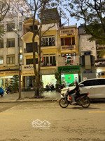 măt phố, khu vực hiếm, phố vip nhất ba đình - kinh doanh - vỉa hè.