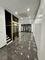 nhà mặt phố trung tâm quận hai bà trưng @- 80m 5 tầng thang máy