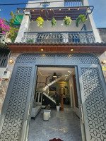 nhà to hẻm xe hơi - 60m2 - không sửa ở ngay - gần khu chế xuất tân thuận - nhỉnh 6 tỷ