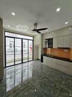 nhà mới tinh 5 tầng, 4pn, hẻm xe hơi lã xuân oai, gần chợ lò lu, giá 6.9tỷ