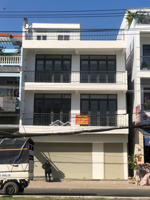 cho thuê nhà mt 23/10 ngay con cưng vđt 10x20, 3 tầng + sân thượng, 800m2 sàn