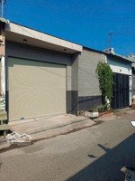 nhà mặt tiền đường nhựa trung đông 3a vị trí đẹp ngay trung tâm thới tam thôn 80m2 - 2.7 tỷ