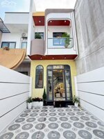 Khai Xuân Giảm Mạnh 150 Triệu - Bán Nhà Lầu Sổ Riêng Thổ Cư Ngay Trung Tâm Phường