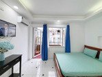 chính chủ cho thuê căn hộ dịch vụ 2 phòng ngủ - chỉ cần 5'' đi sang quận 3