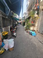 chính chủ cần bán gấp nhà tân bình hẻm 4m lý thường kiệt 3 tầng 30m2 chỉ 4,05 tỷ