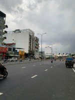 mặt tiền dương quảng hàm dt 6.7x25m ctxd hầm 8 lầu, có mặt hẻm 8m sau nhà. chỉ 31.5 tỷ