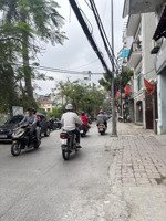 bán nhà trung tâm ba đình 38m 5 tầng giá chào 9.5 tỷ nhà mới ở ngay full nội thất gần hồ điều hoà