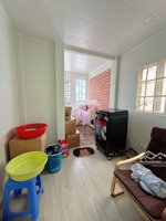 tô hiến thành - quận 10 - 30m2 - 4 tầng - sát mặt tiền - chỉ 5 tỷ.