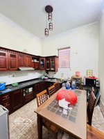 cuối đường bà triệu hà đông 46m 4 tầng, cách 1 nhà ra mặt phố ô tô tránh đỗ. giá đầu tư