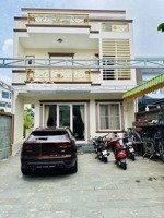 bán biệt thự sân vườn nguyễn thị minh khai - dt 243m2 giá chỉ 19 tỷ - bt mới đẹp gần biển bãi sau