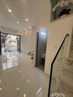 nhà đường cách mạng tháng tám - quận 10 hẻm xe hơi né nhau thông - giá 6tỷ8 kết cấu trệt +