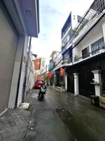 bán nhà 4 tầng, 2 ôtô đỗ cửa, nở hậu. dòng tiền 20tr/tháng gần lotte chỉ 5.3 tỷ