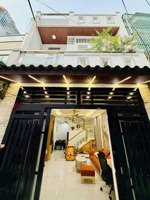 giá tốt lên ngay căn 34.6m² nơ trang long, xây 1 trệt 2 lầu. giá 5 tỷ 550. hẻm 4m, sổ sẵn, gần chợ