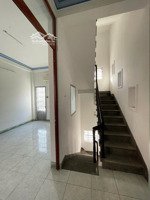 nhà mặt tiền ngang 8.7m hiếm thật sự!
giá chỉ 9.1 tỷ có sẵn dòng tiền 22tr/tháng