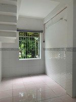 cho thuê phòng trọ 14m2 tại phường 4, tân bình, 2,5 triệu vnd, view đẹp, tiện ích đầy đủ