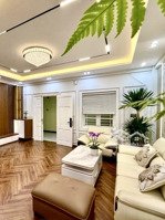 chung cư 43-45 phố đốc ngữ. nội thất đẹp. 3 phòng ngủ