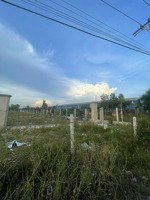 khu đất 2mt đường kênh 8 dt 12.500m2 sát võ trần chí giá bán : 5.5tr/m2