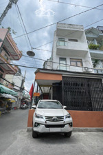 bán nhà lô góc - hẻm 6m - 3 tầng 4pn - gần nguyễn hữu cảnh - dt 90m2 (5,6x16)